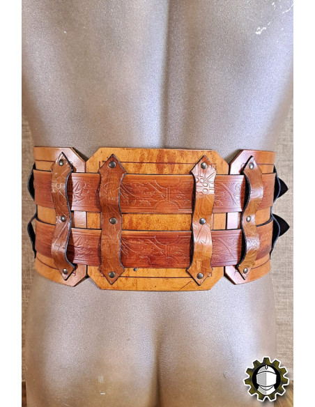 Wide medieval belt in leather model...