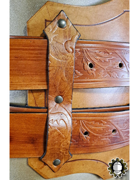 Wide medieval belt in leather model...