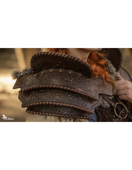 Celtic shoulder pad in leather,...