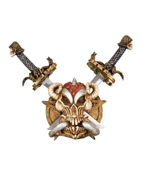 Skull display with fantastic knives