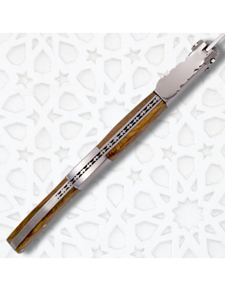 Third Series Amber Ratchet Knife