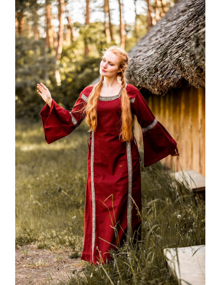Medieval dress woman model Sophie, Red