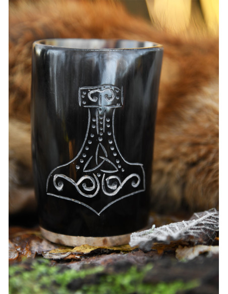 Viking Cup Mjölnir in Horn Viking Cup Mjölnir in Horn