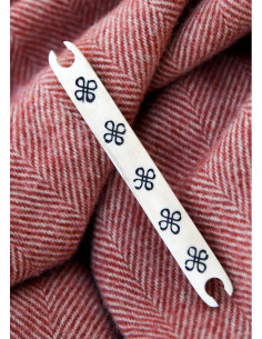 Bone shuttle with Celtic knots