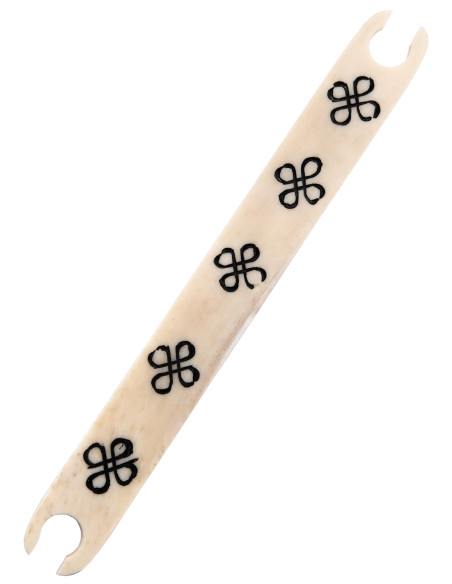 Bone shuttle with Celtic knots