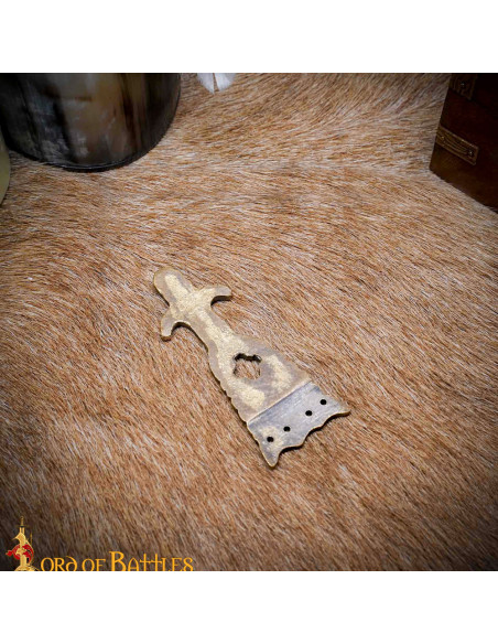 Pack of 5 medieval belt tips brass...