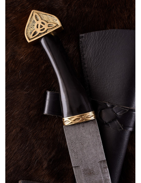 Seax Dagger with Damascus steel blade...