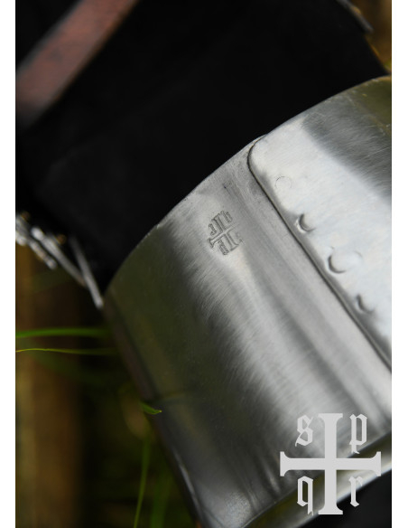 Medieval mitten gauntlets, 15th-16th...