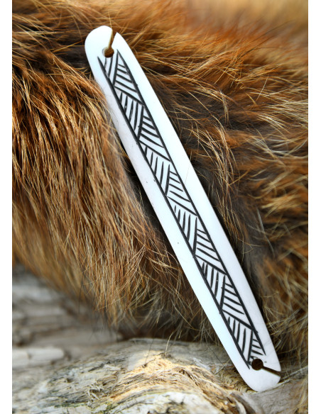 Medieval bone shuttle for weaving