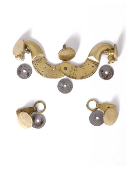 Fittings and buttons for Roman Mail...