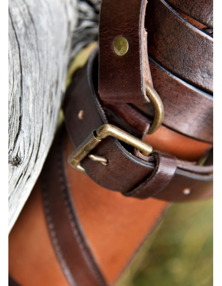 Roman Cap Scroll Holder in Leather