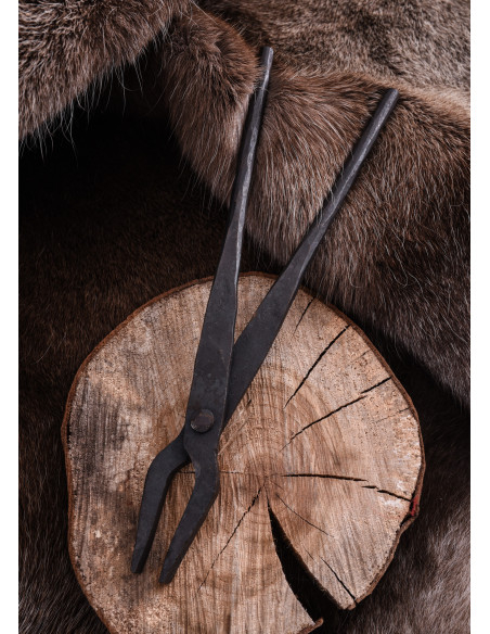 Small forging pliers (30 cm.) Small forging pliers (30 cm.)