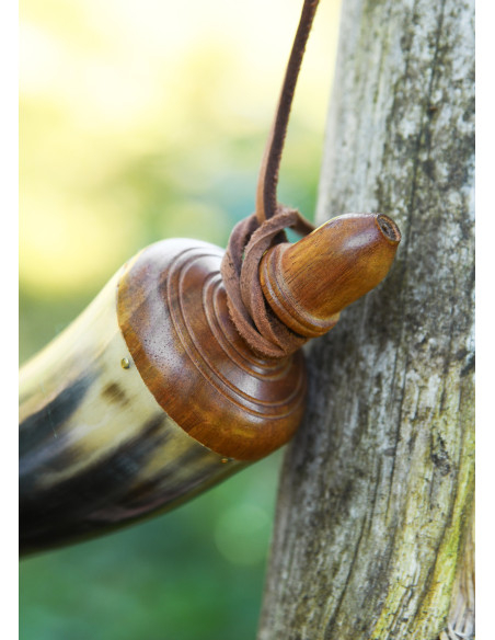 Horn powder flask with brass stopper...