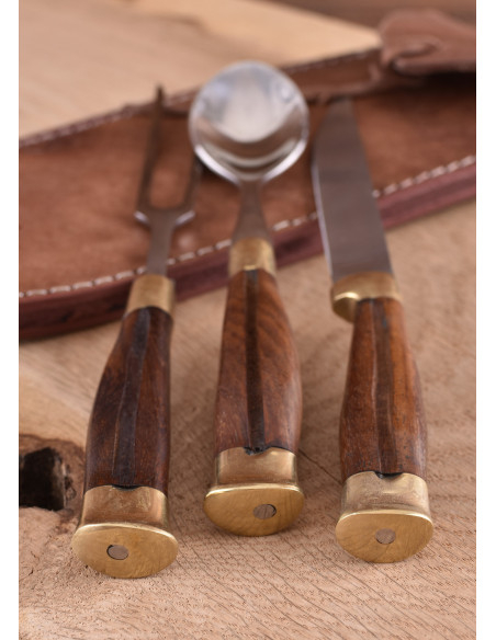 Three-piece cutlery set, includes...