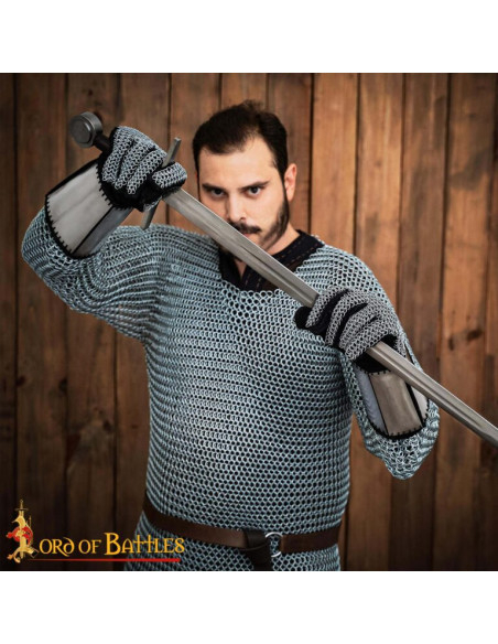 Chainmail gloves from the Late Middle...