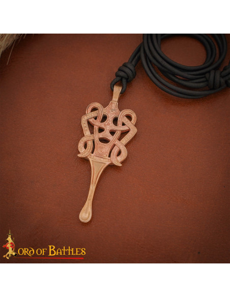 Celtic pendant and ear cleaner (6 cm.)