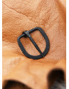 Hand-forged steel buckle, 29 mm wide straps