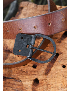 Hand-forged buckle with sheet metal, belts approximately...