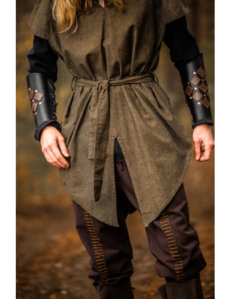 Medieval hooded tunic model Ranger...