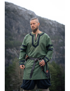 Long Viking tunic model Bragi, green color