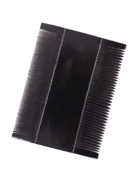 Medieval double-sided comb, cow horn