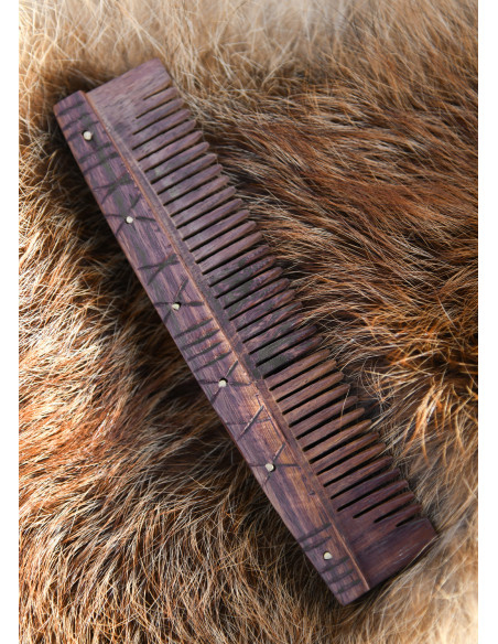 Medieval wooden comb, 15 cm.