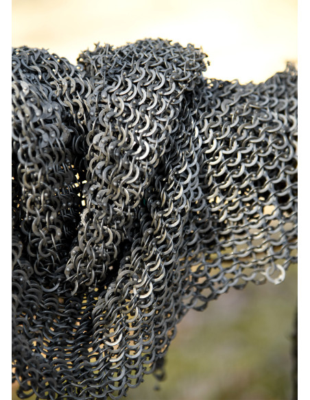 Chainmail leg armor, flat riveted rings
