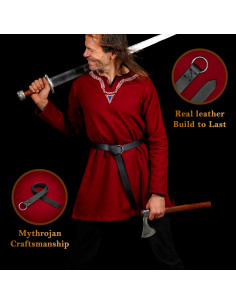 Black leather Viking belt with round buckle 2