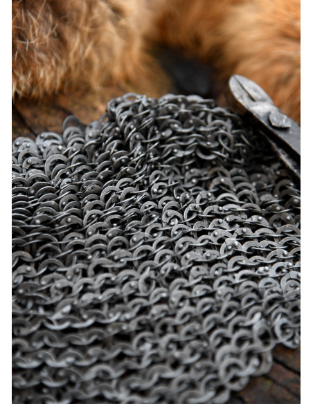 20 x 20 cm Piece for repairing chainmail