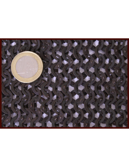 Mesh leg protection with riveted...