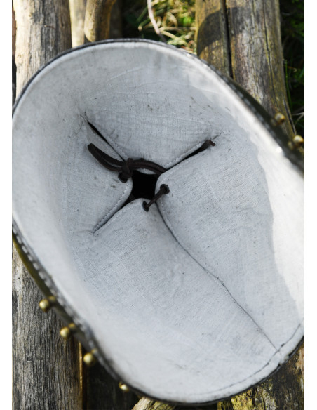 Sabre-tooth muzzle helmet, 14th... Sabre-tooth muzzle helmet, 14th...