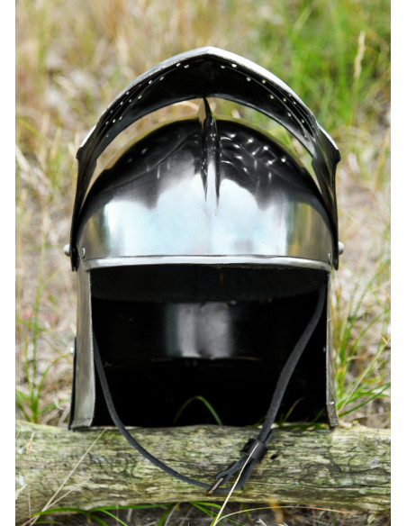 Medieval headpiece with visor, year 1490