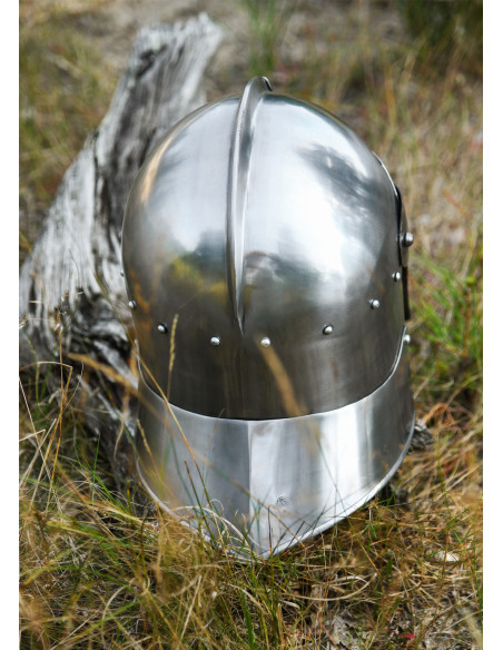 Medieval headpiece with visor, year 1490