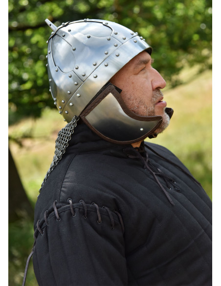 Spangenhelmet helmet with earguards...