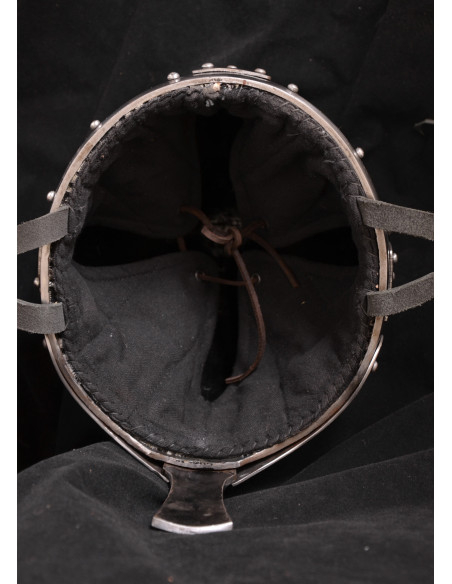 Padded fabric lining for helmets