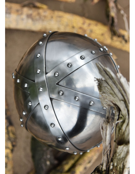 Spangenhelmet helmet with visor