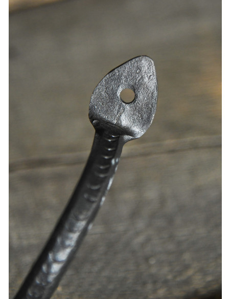 Hand-forged steel handle (13 cm.)