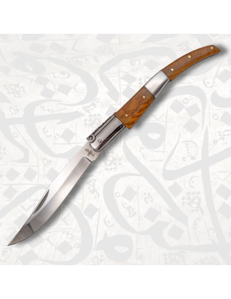 Arab pocket knife from the Seda Amber...