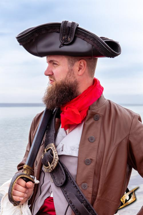Pirata con sombrero tricornio